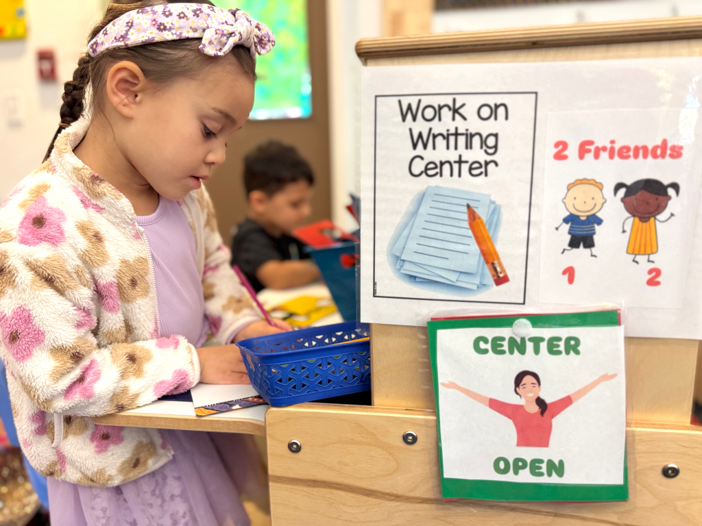 la-costa-valley-preschool-writing-activity preschool students